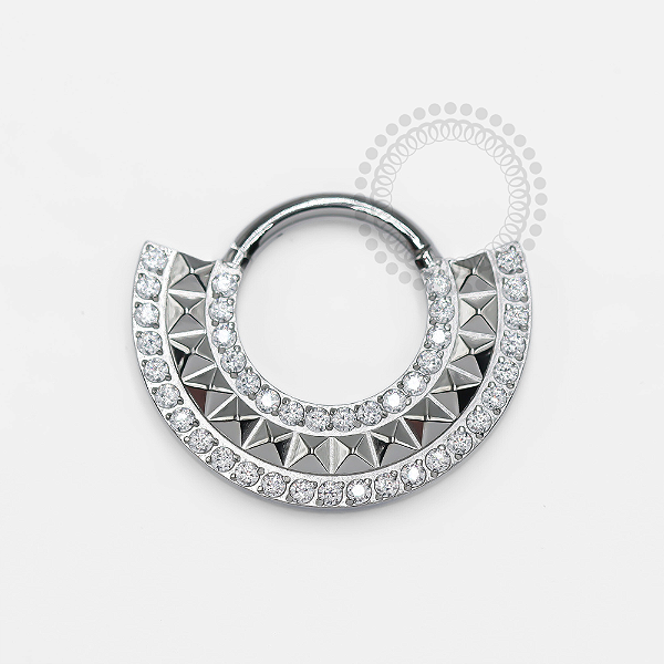 TN1263 Segmento 8mm Frontal CZ Pirâmides Titânio ASTM F136