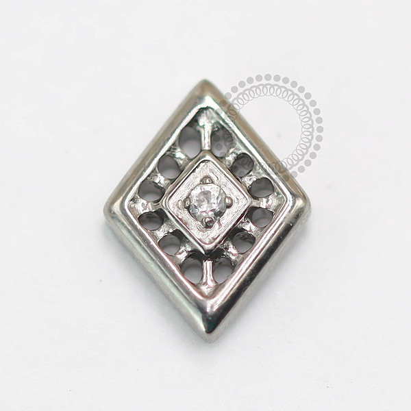 TN1464 Topo Losango Inca CZ Titanio ASTM F136