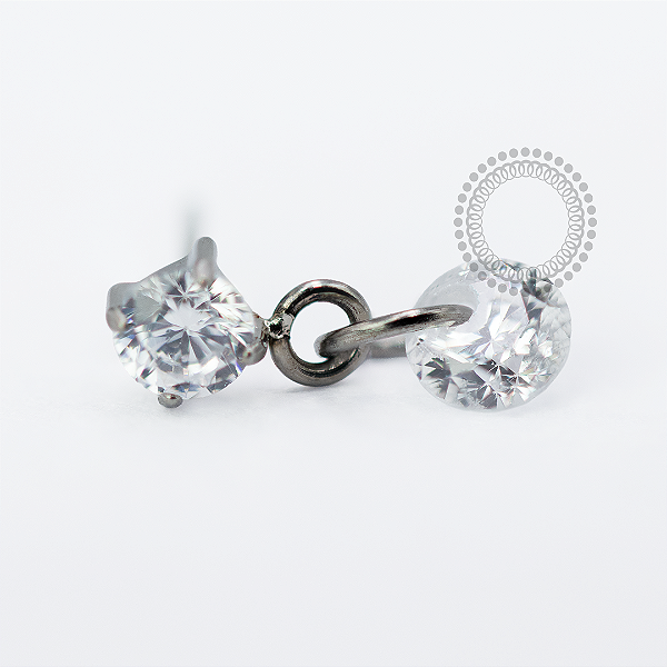 TN1709  Topo CZ Push Pin Pingente CZ Titânio ASTM F136