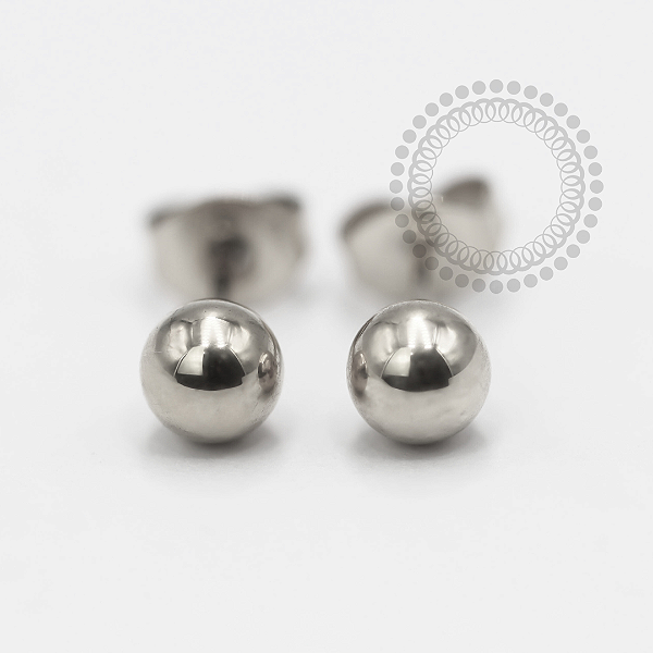 TN1723 Brinco Esfera Tarraxa Borboleta Titânio ASTM F136