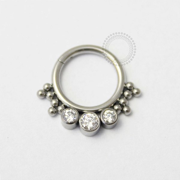 TN465 Segmento 3 CZ Esferas Titânio ASTM F136