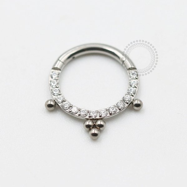 TN586 Segmento Frontal CZ 5 Esferas Titânio ASTM F136