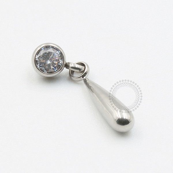 TN639 Topo CZ com Pingente Gota Titanio ASTM F136