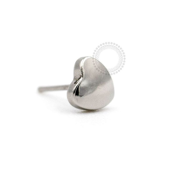 TN777 Topo Coração Push Pin Liso Titânio ASTM F136