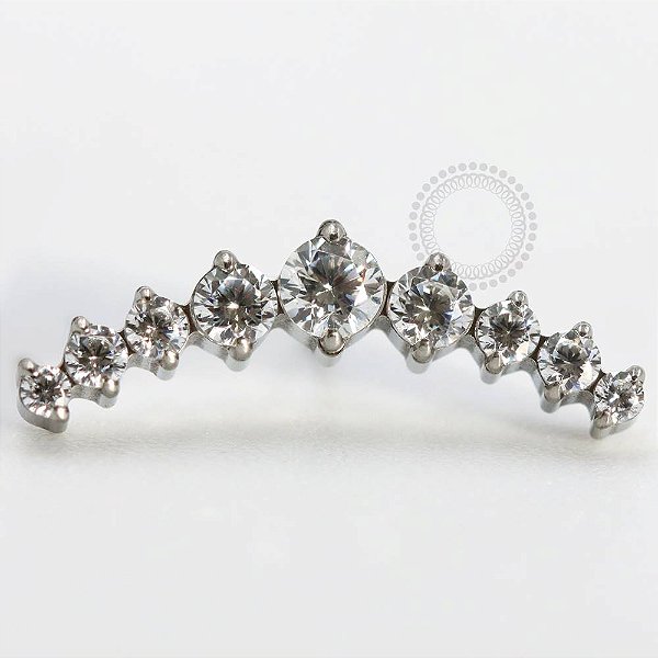 TN801 Topo Cluster 9 CZ Push Pin Titânio ASTM F136