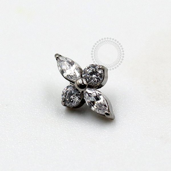 TN811 Topo Flor CZ 2 Pétalas Navete Titânio ASTM F136