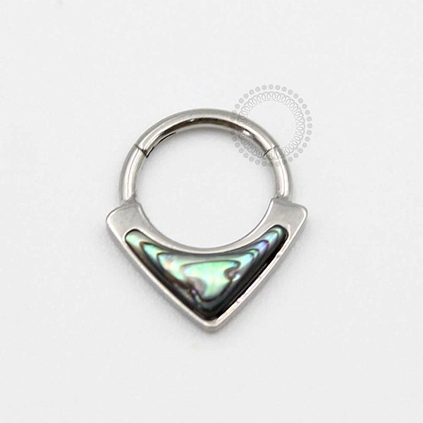 TN134 Segmento Frontal Synthetic Abalone Titânio