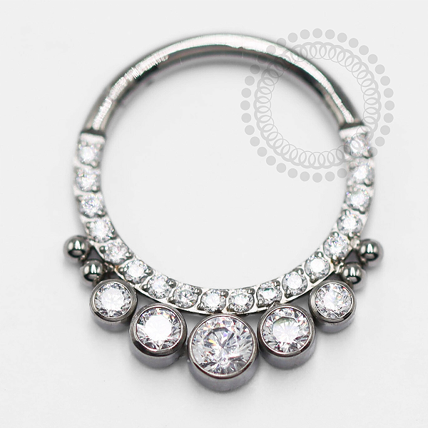 TN2022 Segmento Frontal 5 CZ  Titânio ASTM F-136