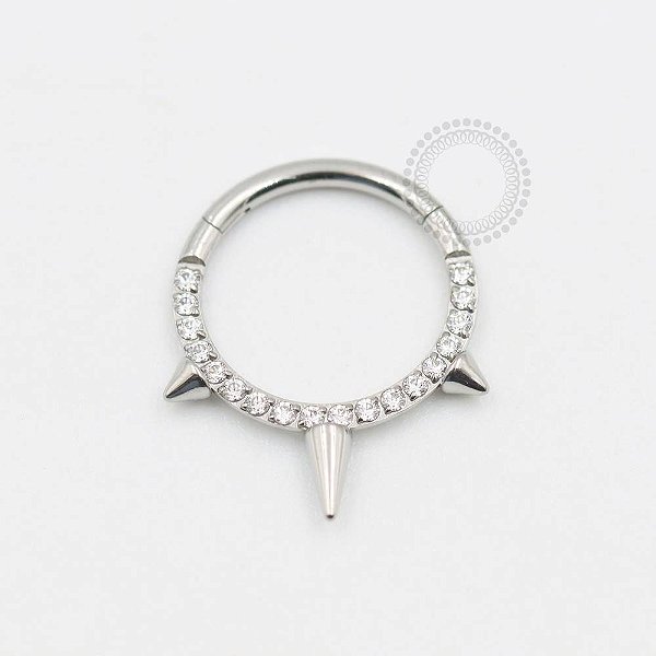 TN426 Segmento Frontal Spike Cravejado Titânio