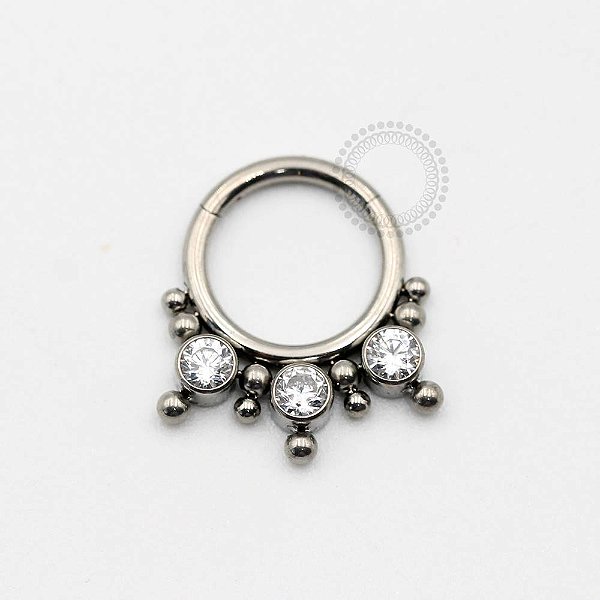 TN430 Segmento Frontal 3 CZ Esferas Titânio