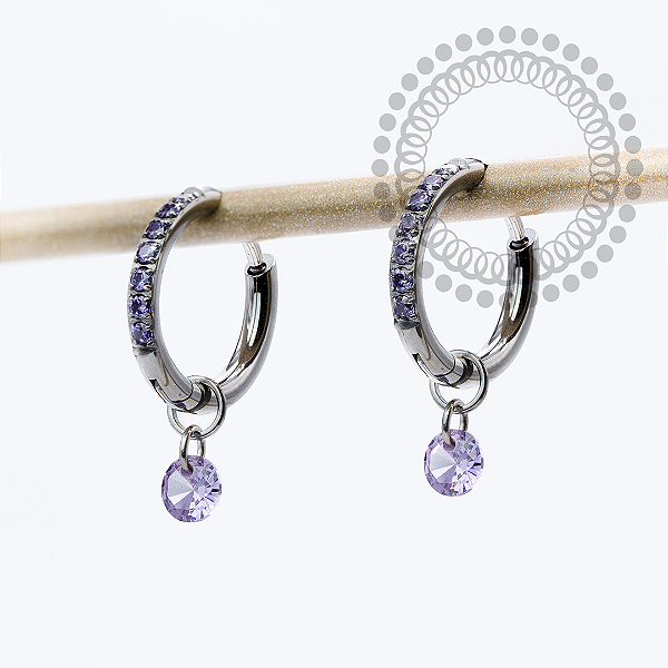 TN2305 Brincos Argola CZ Roxo Ping. 1 CZ Titânio ASTM F136