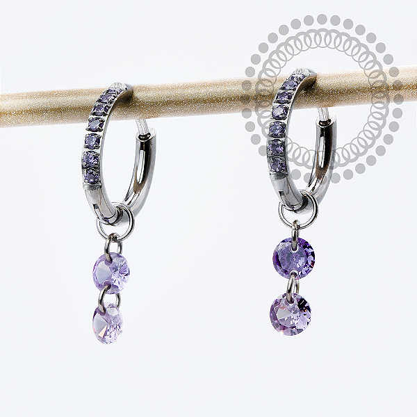 TN2306 Brincos Argola CZ Roxo Ping. 2 CZ Titânio ASTM F136
