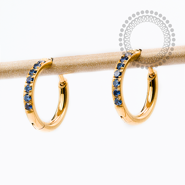 TN2433 Brincos Argola CZ A.Zafira 10mm Titânio PVD Gold