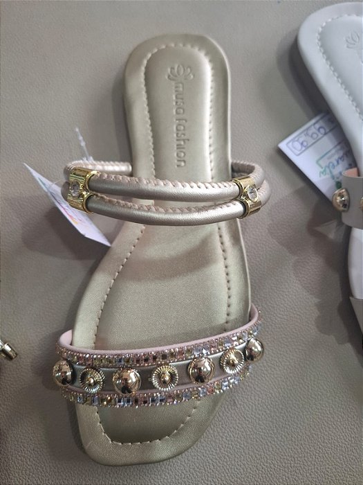 Rasteira adulto dourada strass