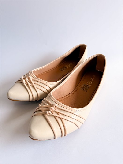 Sapatilha Addan adulto creme.