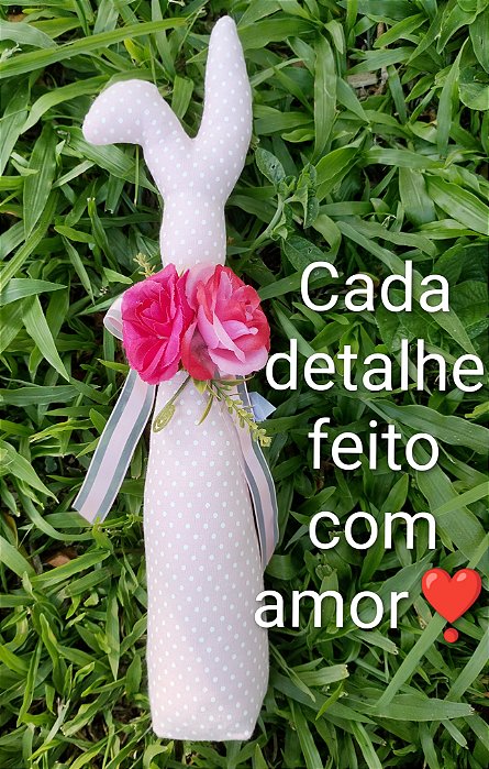 Coelho Decorativo Elegante