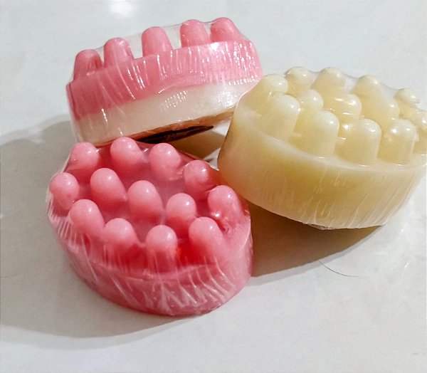 Sabonete Artesanal Massageador de Morango 135gr