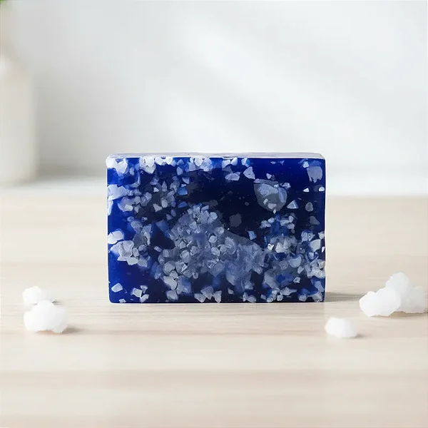 Sabonete Artesanal de Anil com Sal Grosso de 100 gr