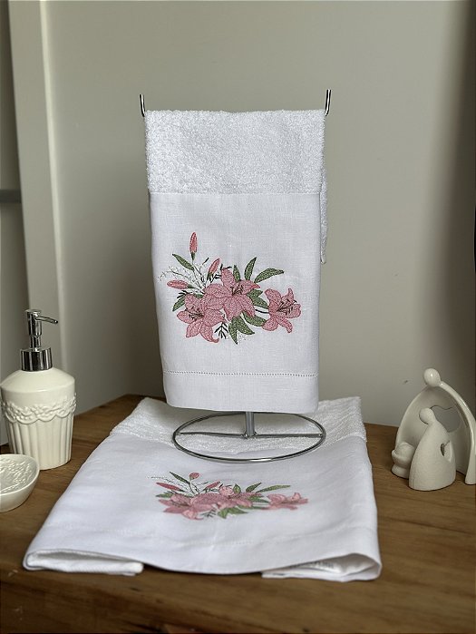 TOALHA DE ROSTO LÍRIO ROSA