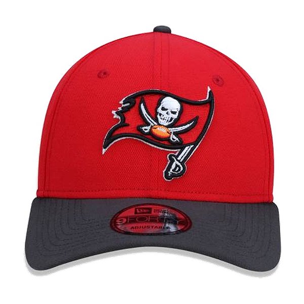 Boné New Era NFL Tampa Bay Buccaneers Vermelho e Preto 9FORTY Snapback