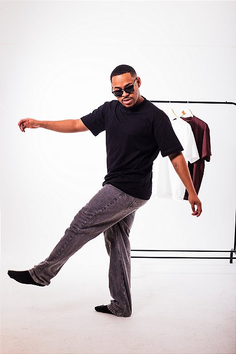 Oversized Masculina Preta