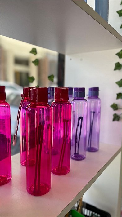 Garrafa de Água Plástica