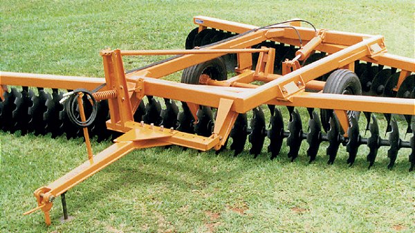 GNCRP – Grade Niveladora Controle Remoto Pesada