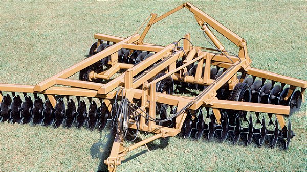 GNALCR – Grade Niveladora Articulável Leve Controle Remoto