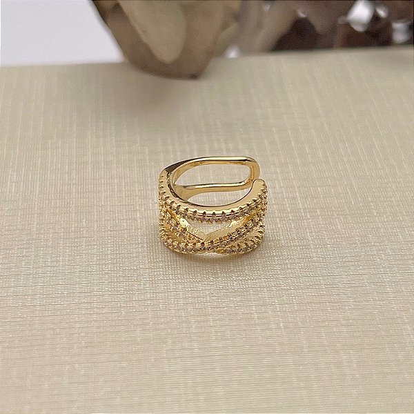 Piercing fake em banho de ouro 18k cravejado