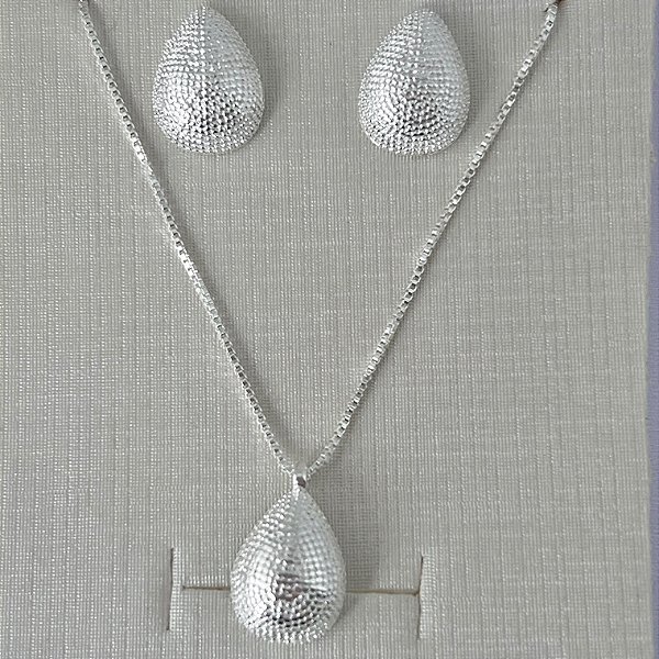 Conjunto de gota texturizada em banho de prata silver