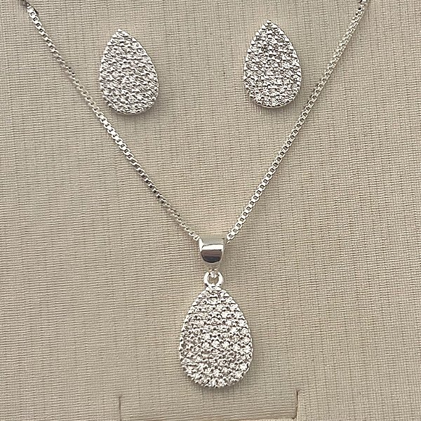 Conjunto gota média cravejada em banho de prata silver