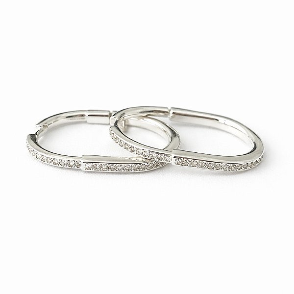 Argola inspiração tifanny cravejada grande em banho de prata silver