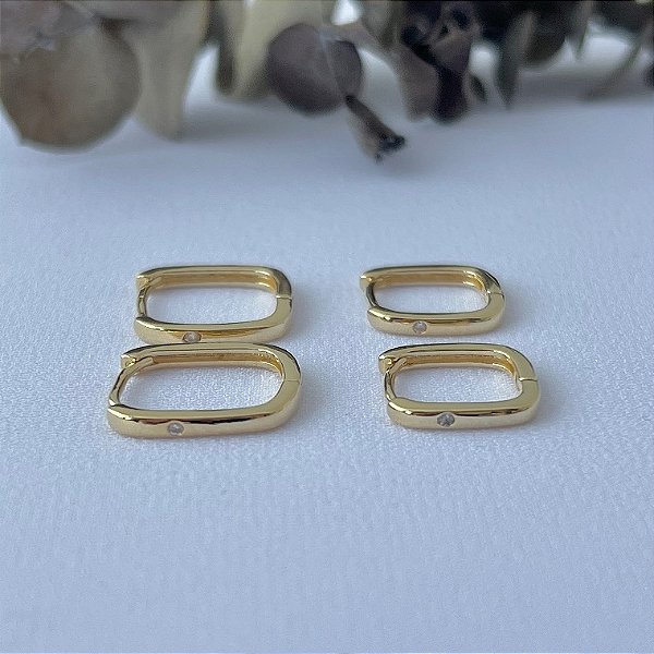 Dupla de argolas com ponto de luz em banho de ouro 18k