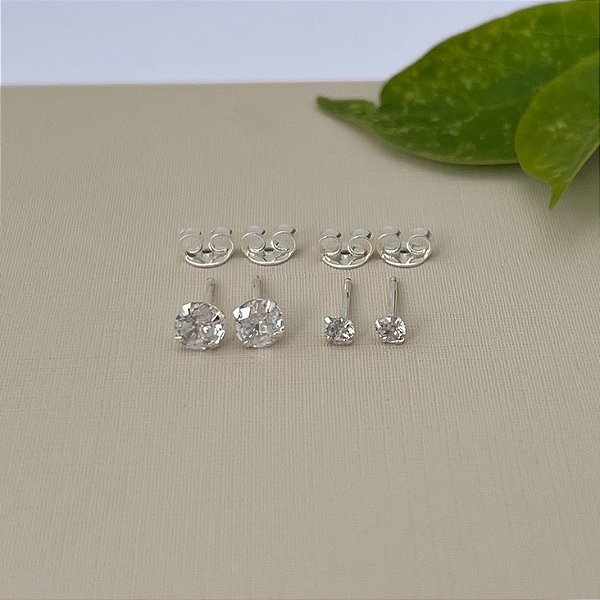 Dupla de brincos ponto de luz redondos pequenos em banho de prata silver