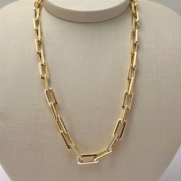 Corrente de elos retangulares em banho de ouro 18k