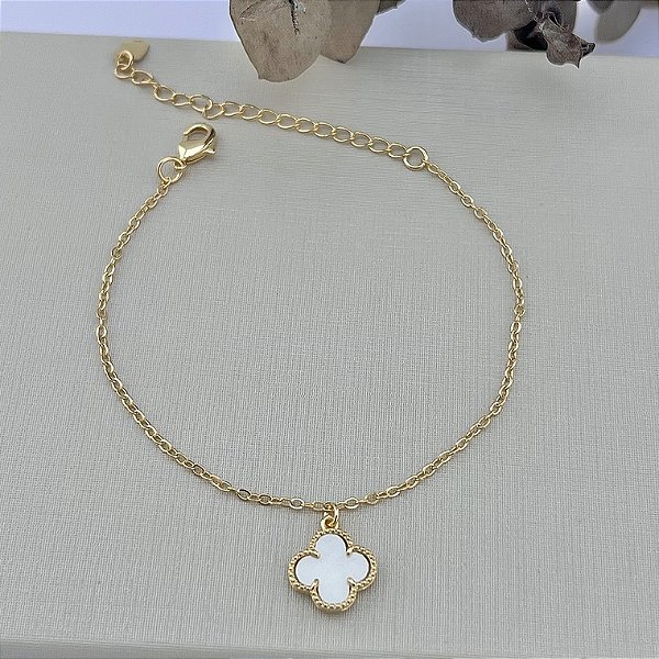 Pulseira madrepérola inspiração Van-Cleef em banho de ouro 18k