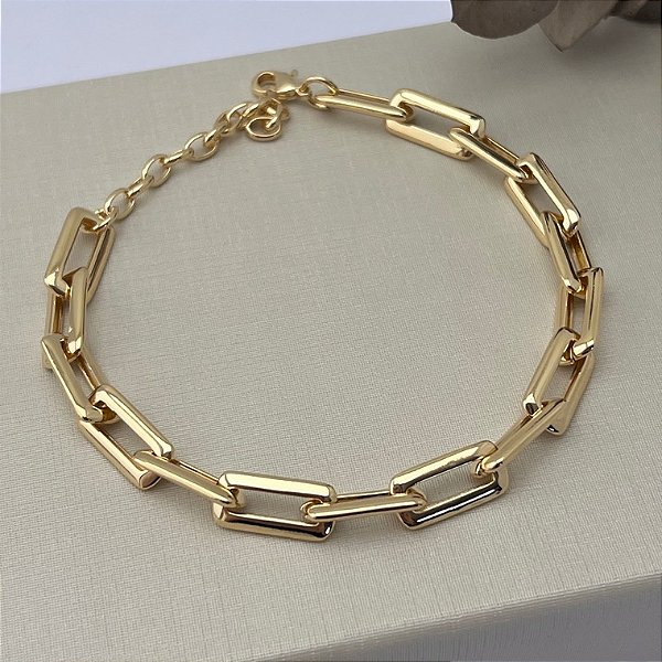 Pulseira de elos quadrados liso vazado em banho de ouro 18k