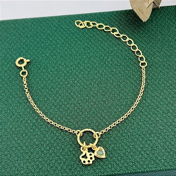 Pulseira infantil com pingentes de coração e patinha em banho de ouro 18k