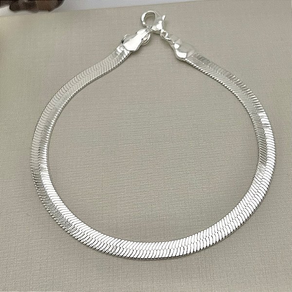 Pulseira fita G em banho de prata silver