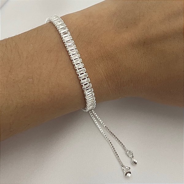 Pulseira Riviera baguete fecho gravata em banho de prata silver