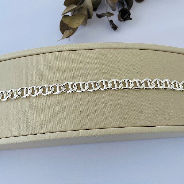 Pulseira de elos formato cadeado em banho de prata silver