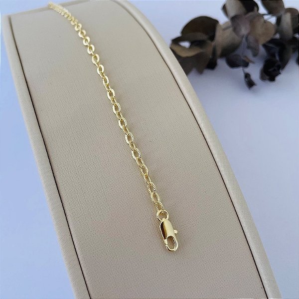 Pulseira de elos texturizados em banho de ouro 18k