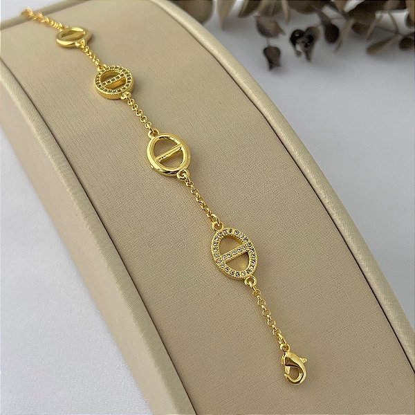Pulseira inspiração cartier em banho de ouro 18k