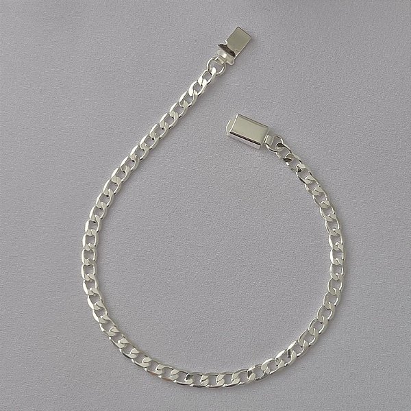 Pulseira masculina de elos grumet com fecho relógio em banho de prata silver