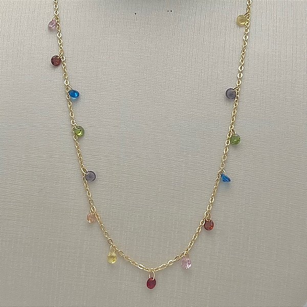 Colar com bolinhas coloridas penduradas em banho de ouro 18k