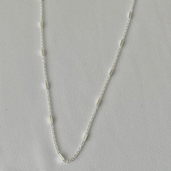 Corrente de elos de tubo liso em banho de prata silver