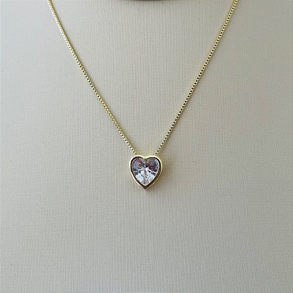 Colar de coração em ponto de luz em banho de ouro 18k