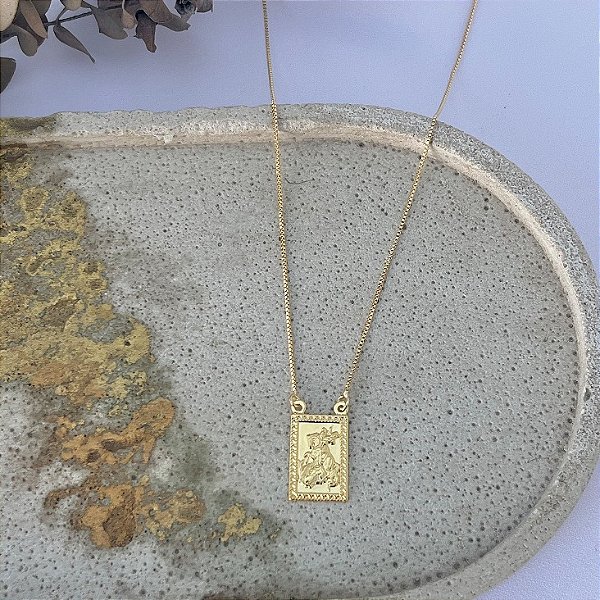 Colar pingente São Jorge em banho de ouro 18k