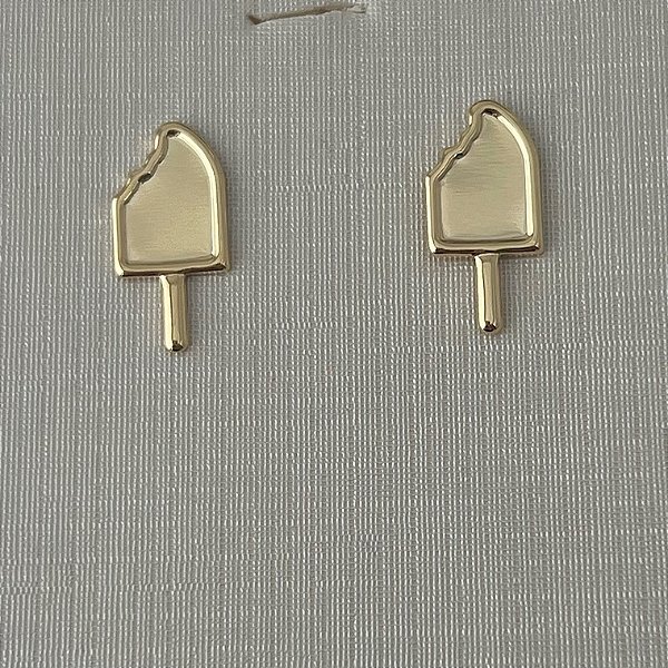 Brinco infantil de picolé liso em banho de ouro 18k