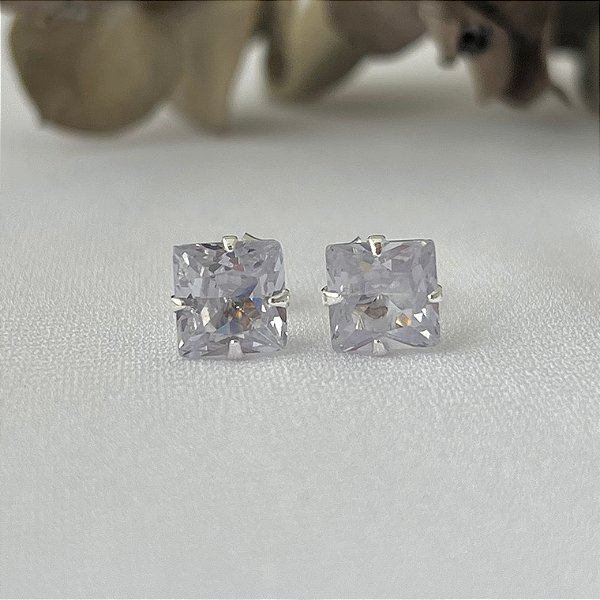 Brinco ponto de luz quadrado GG em banho de prata silver